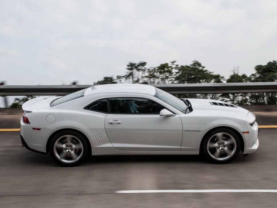  Chevrolet Camaro SS 2013 года  (фото 25 из 25)